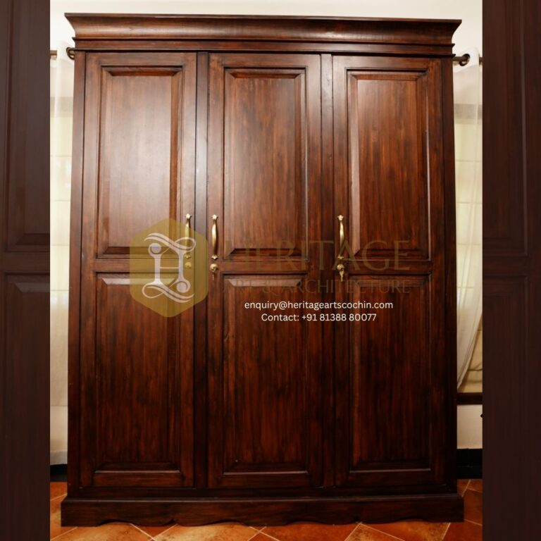 Ara Royale Armoire