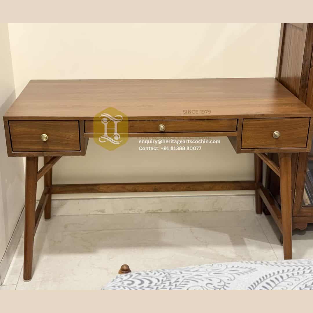 Écrivain Study Table