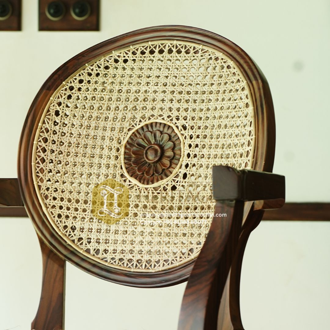 The Malhar Throne - Image 4