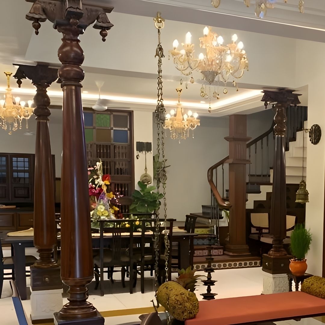 luxury wooden pillars in Kerala
